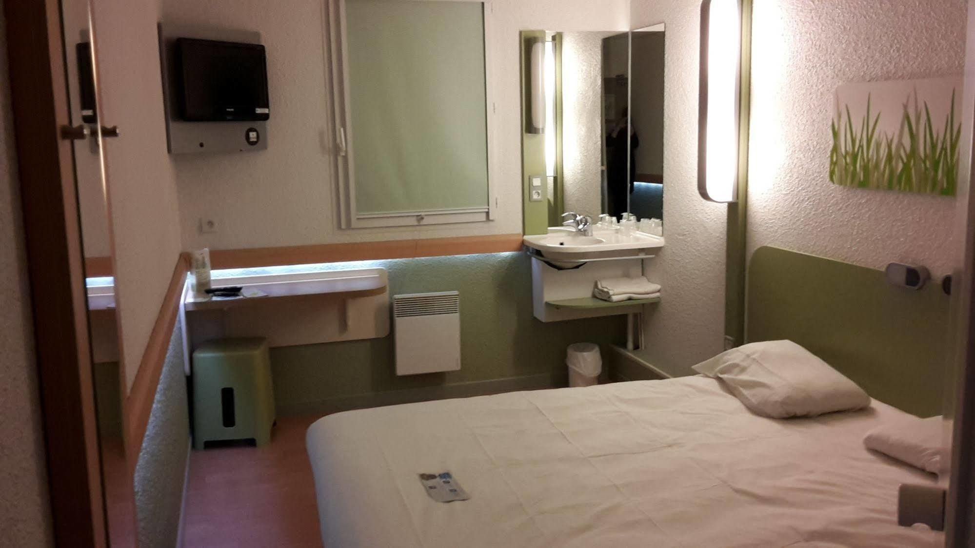 B&B Hotel Chateauroux A20 L'Occitane Deols Bagian luar foto